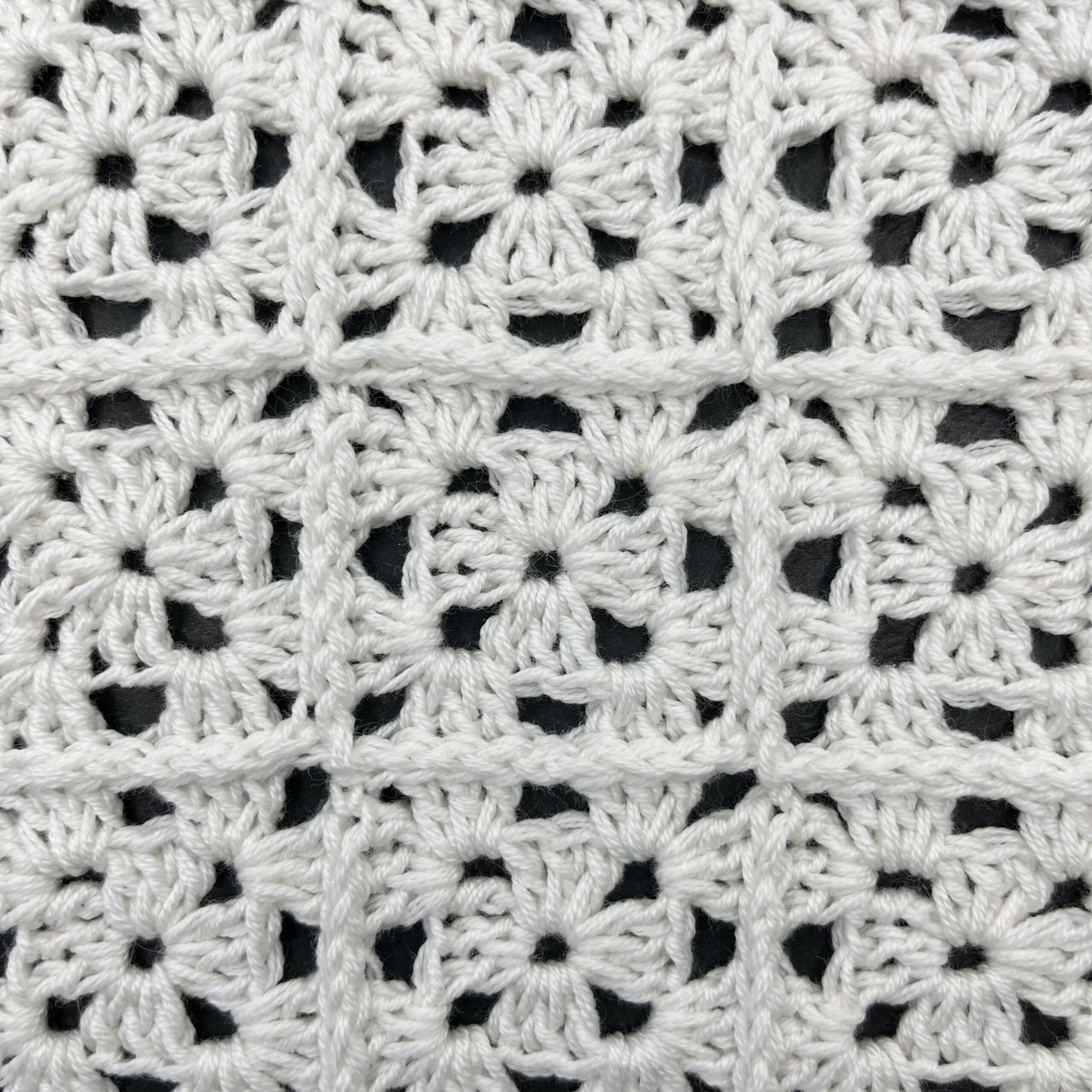 Joined 2-Round Granny Squares | Breakaway Crochet Method